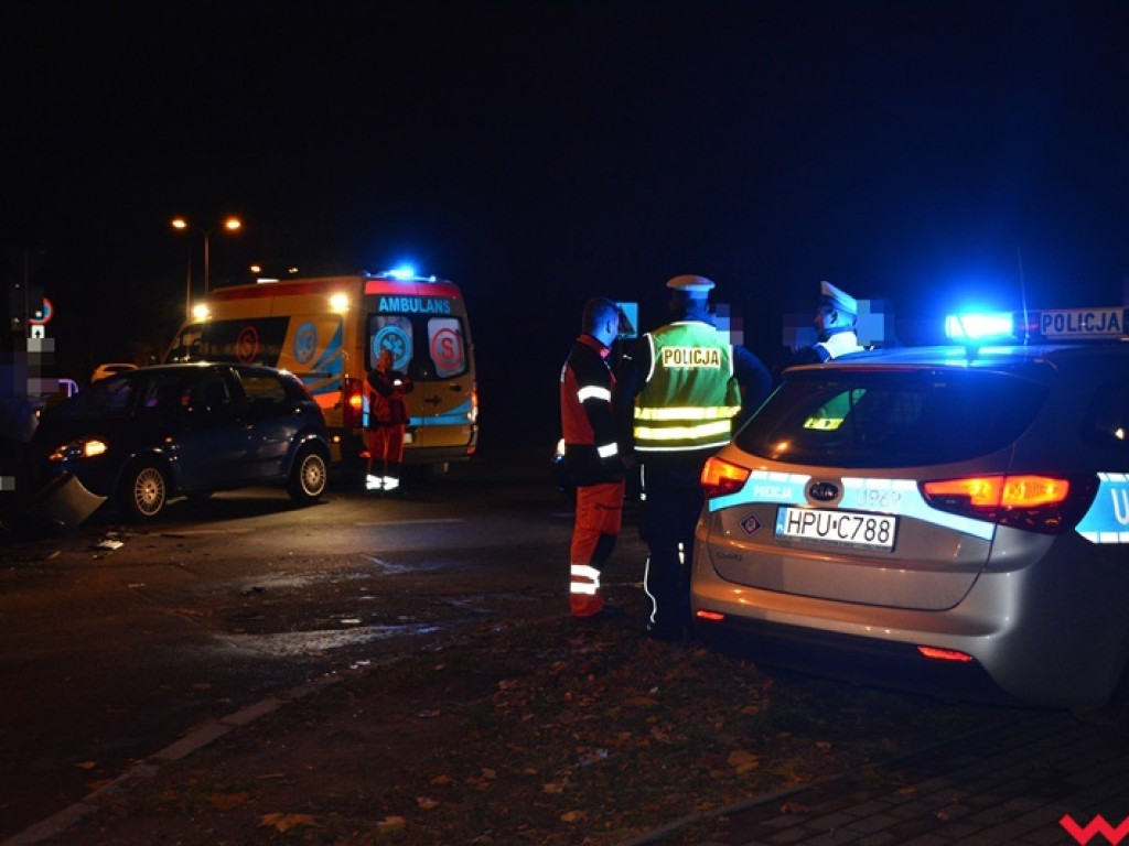 Stłuczka przy kościele pw. św. Ducha. Ruch ulicą Kościuszki utrudniony