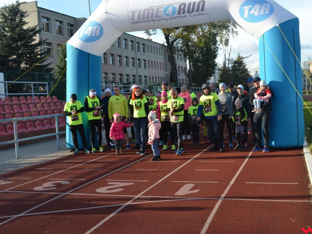 Biegli i licytowali dla kolegi. Charytatywna akcja Night Runners
