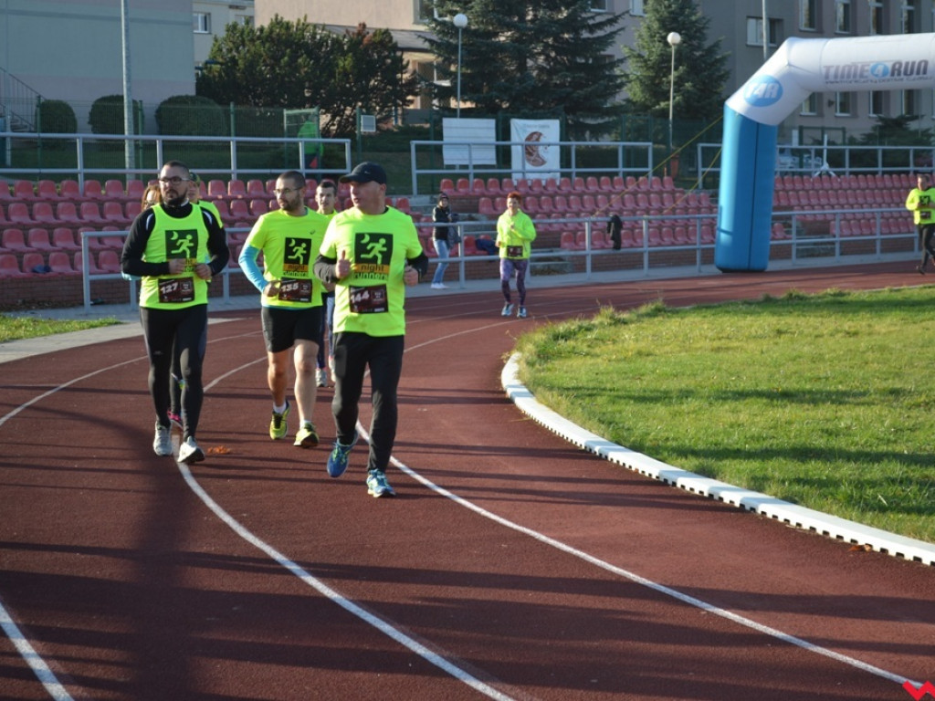 Biegli i licytowali dla kolegi. Charytatywna akcja Night Runners