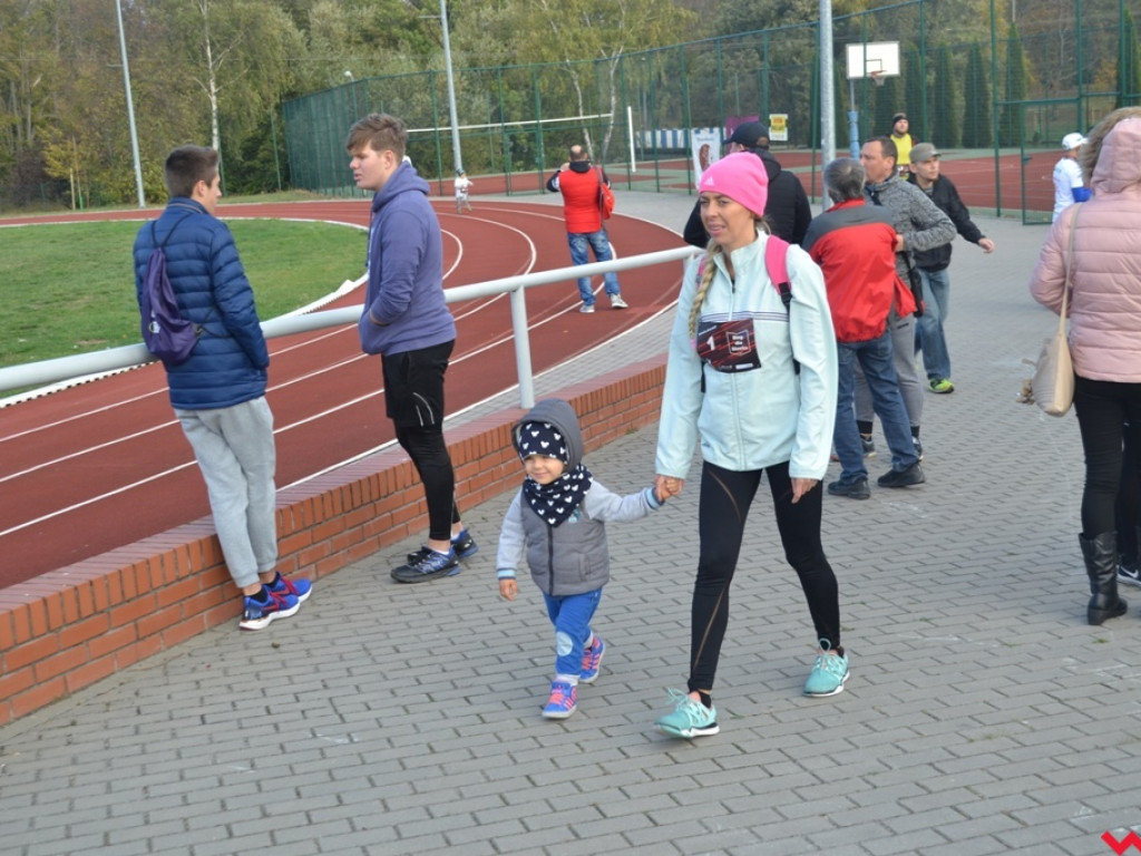 Biegli i licytowali dla kolegi. Charytatywna akcja Night Runners