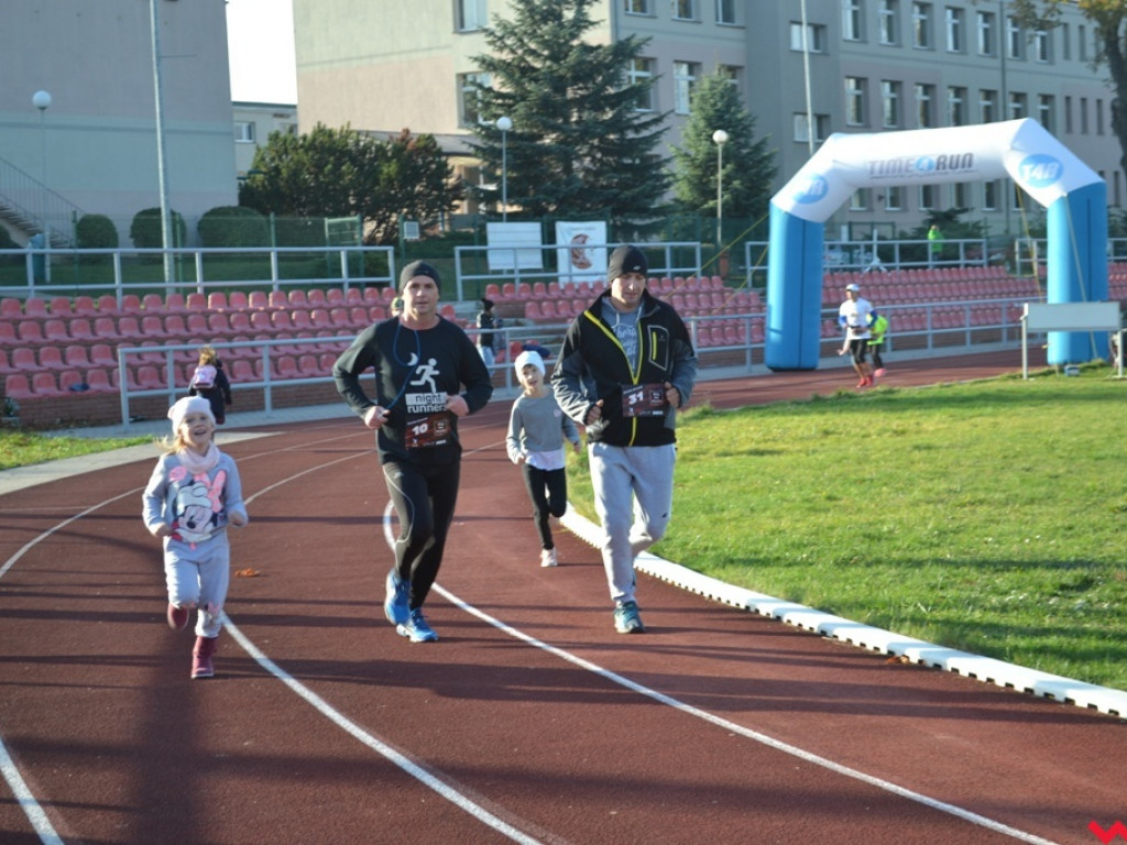 Biegli i licytowali dla kolegi. Charytatywna akcja Night Runners