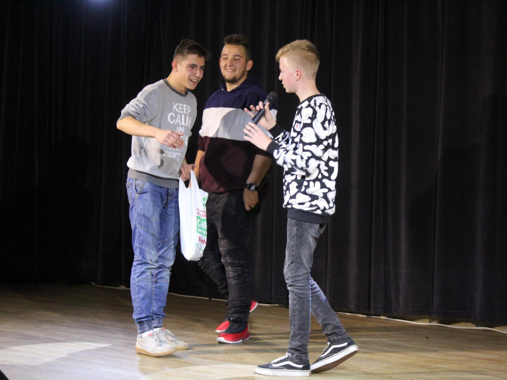 Hip-hopem weszli w kulturę. Uczniowie szkoły w Zasutowie podsumowali nietypowy projekt