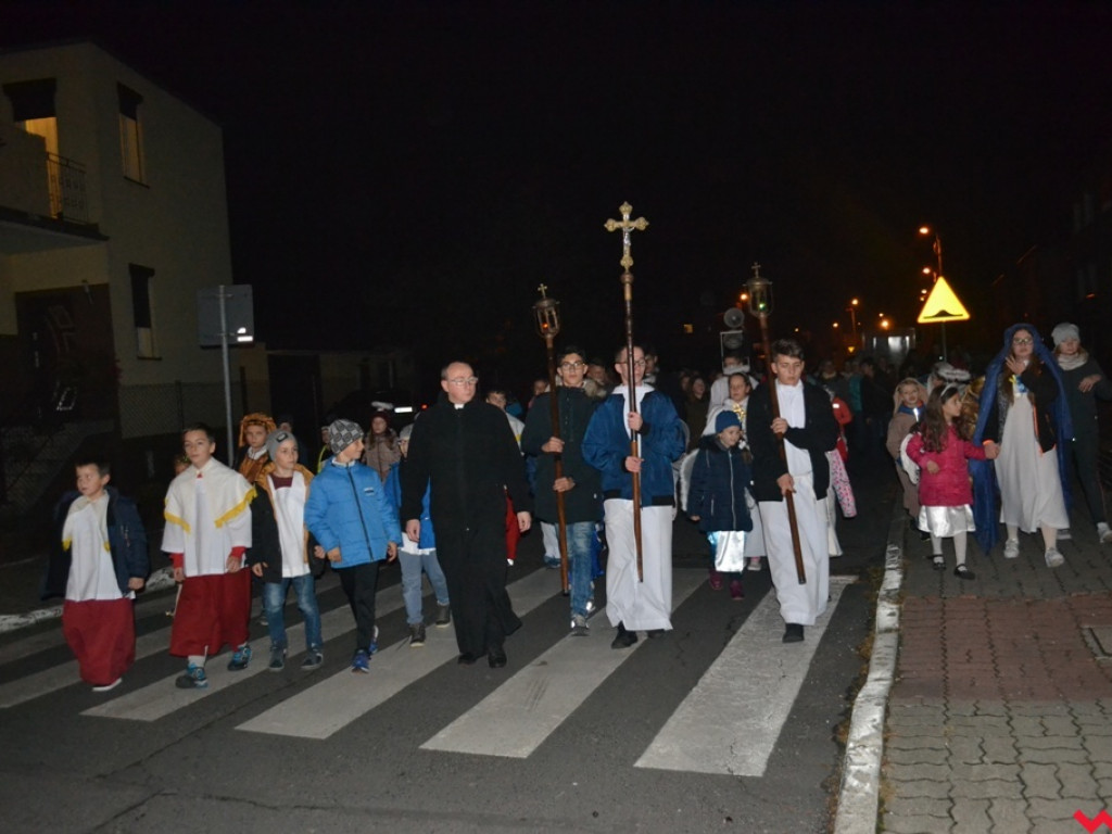 Noc Świętych z pochodem czyli alternatywa wobec Halloween