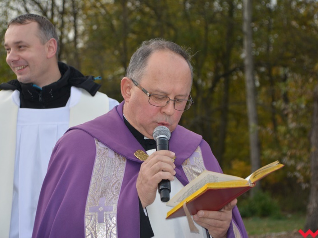Dzień Wszystkich Świętych na wrzesińskich cmentarzach