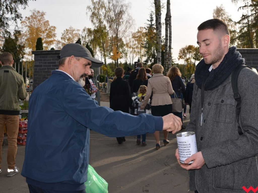 Dzień Wszystkich Świętych na wrzesińskich cmentarzach