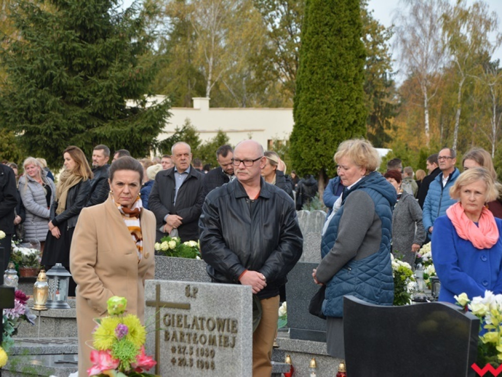 Dzień Wszystkich Świętych na wrzesińskich cmentarzach