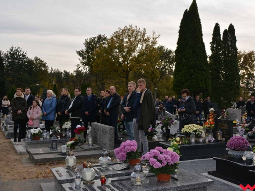 Dzień Wszystkich Świętych na wrzesińskich cmentarzach