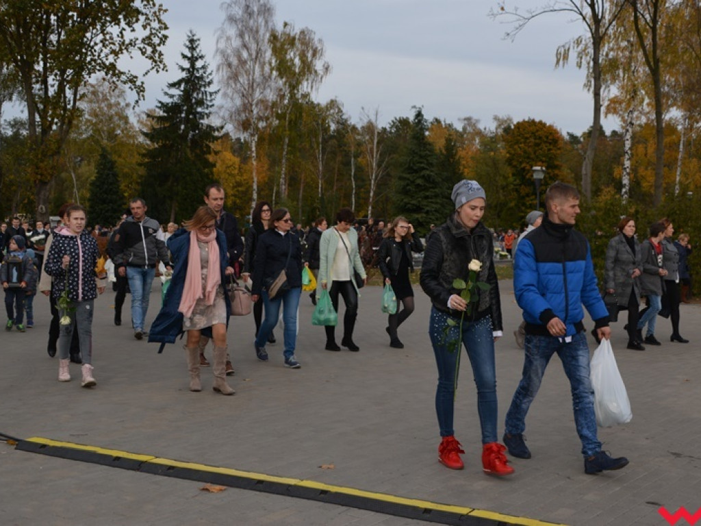 Dzień Wszystkich Świętych na wrzesińskich cmentarzach