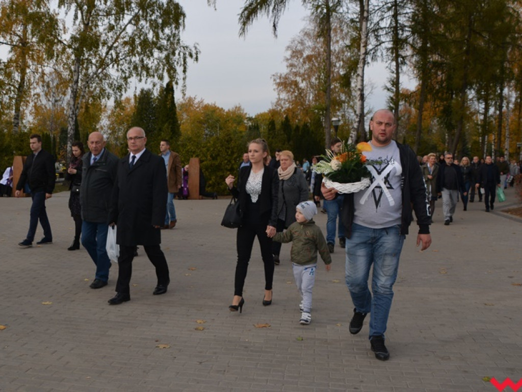Dzień Wszystkich Świętych na wrzesińskich cmentarzach