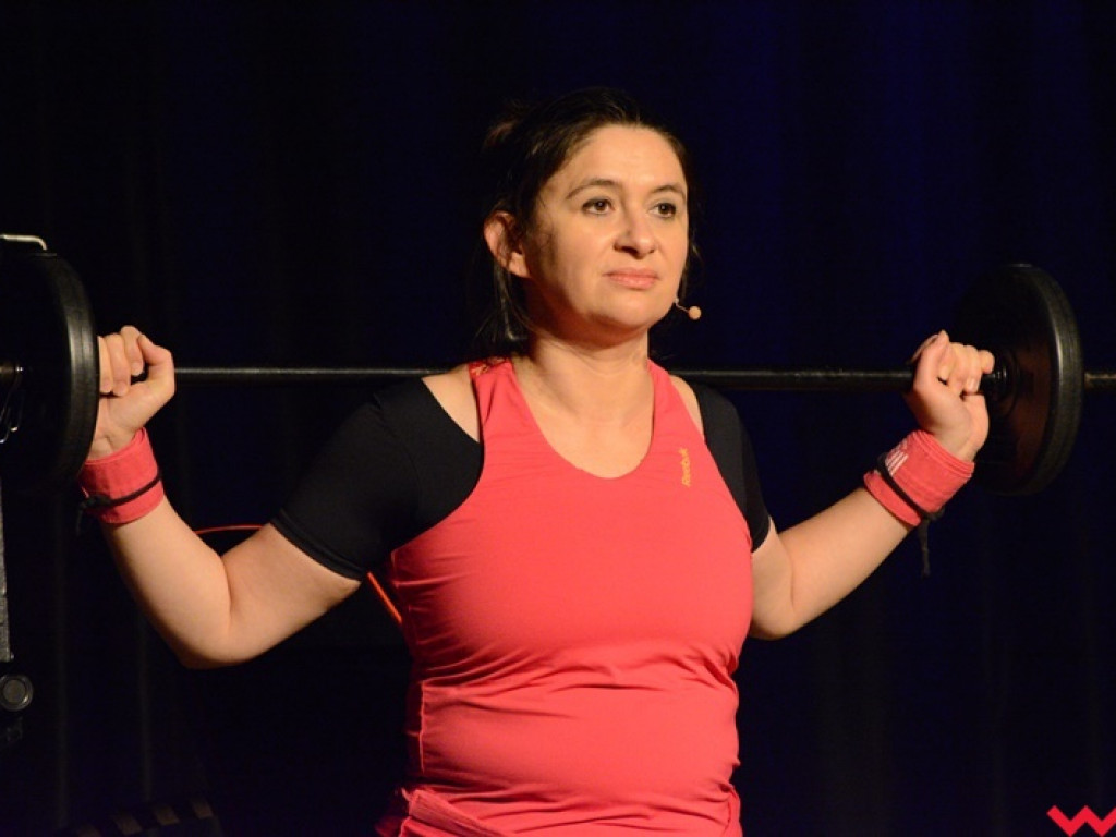 Spektakl o matce-wojowniczce. Opieka nad niepełnosprawnym dzieckiem jest jak siłownia. Non stop