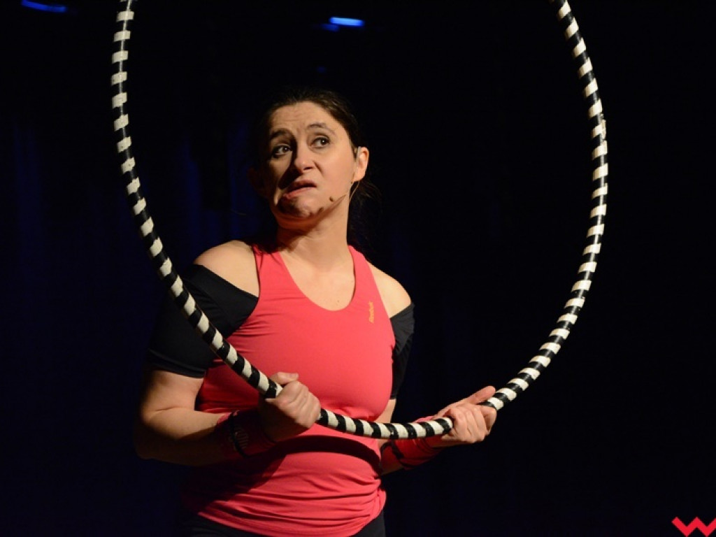 Spektakl o matce-wojowniczce. Opieka nad niepełnosprawnym dzieckiem jest jak siłownia. Non stop