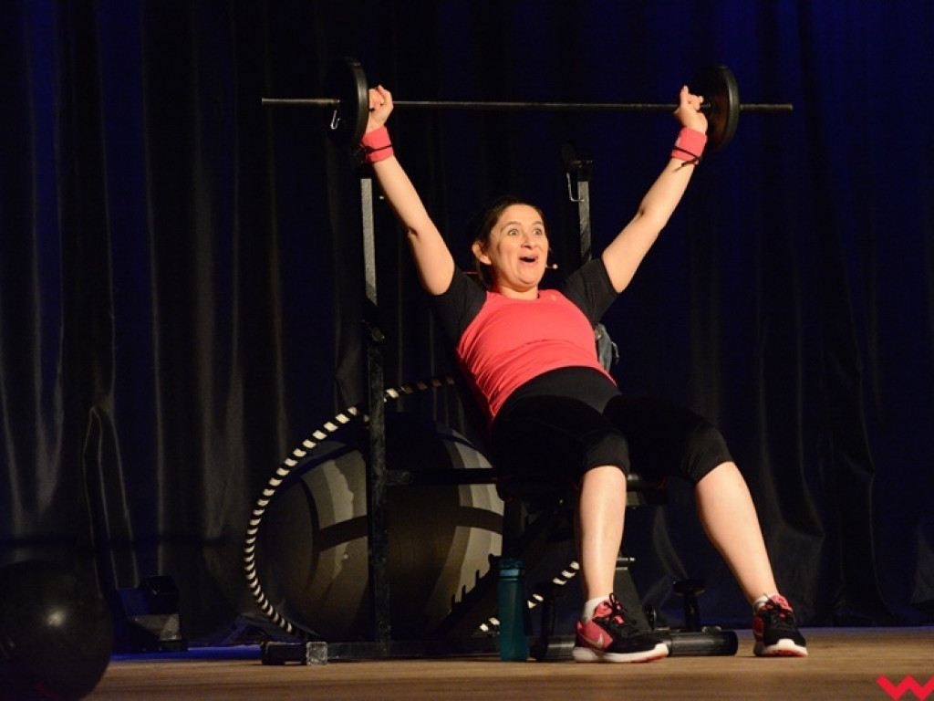 Spektakl o matce-wojowniczce. Opieka nad niepełnosprawnym dzieckiem jest jak siłownia. Non stop