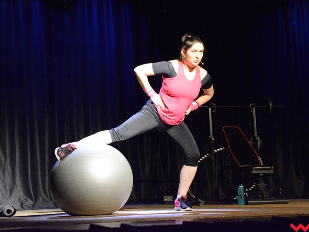 Spektakl o matce-wojowniczce. Opieka nad niepełnosprawnym dzieckiem jest jak siłownia. Non stop