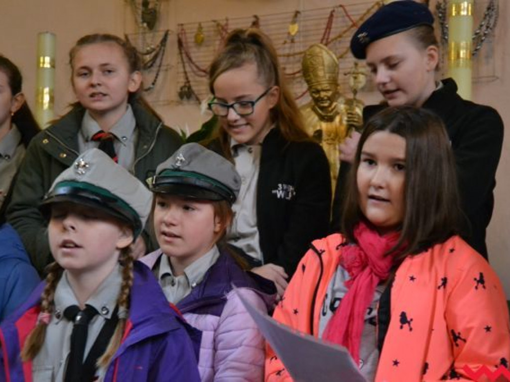 Kilka pokoleń harcerzy modliło się w intencji tych, co na wiecznej warcie