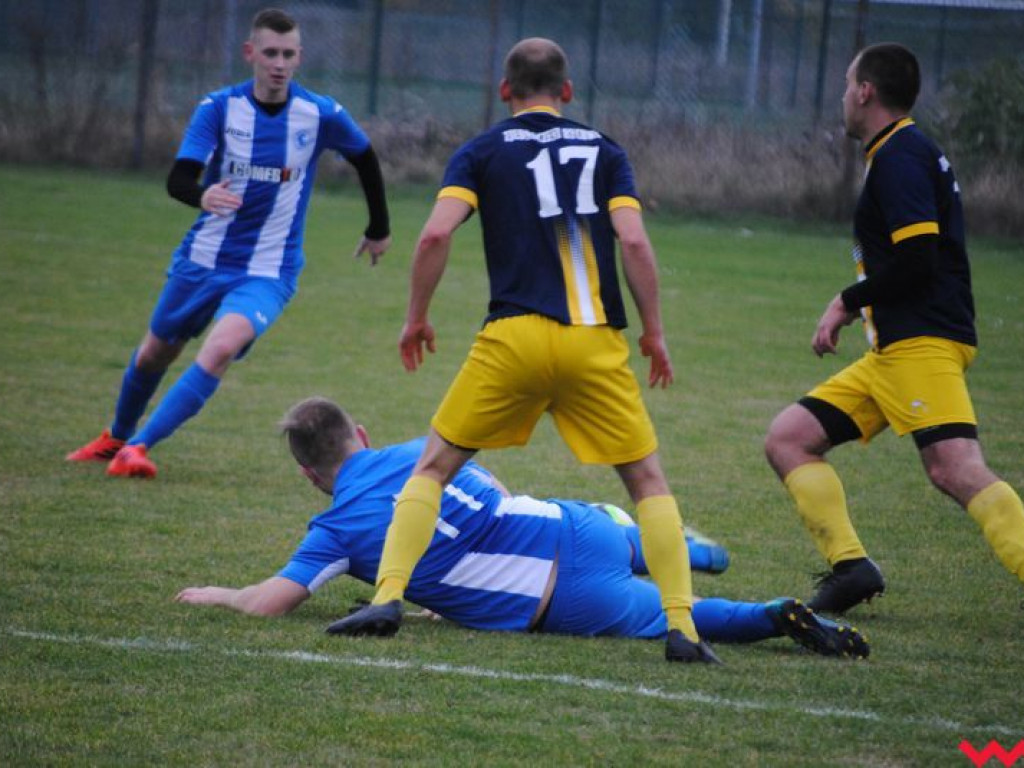 Lider osiągnął swoje. Orzechowianie pokonani na własnym boisku