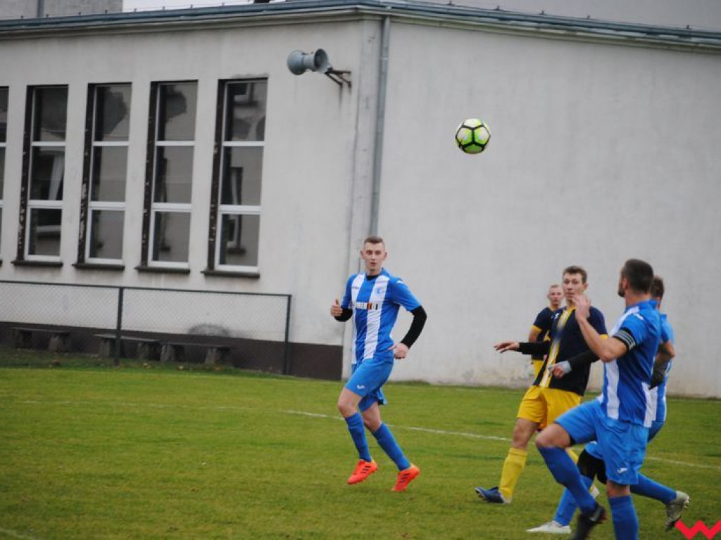 Lider osiągnął swoje. Orzechowianie pokonani na własnym boisku