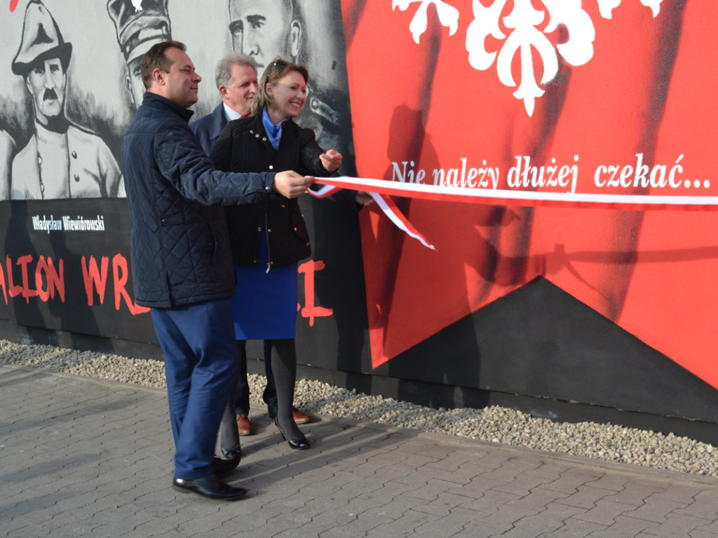 Mural na jubileusz odzyskania niepodległości został oficjalnie odsłonięty
