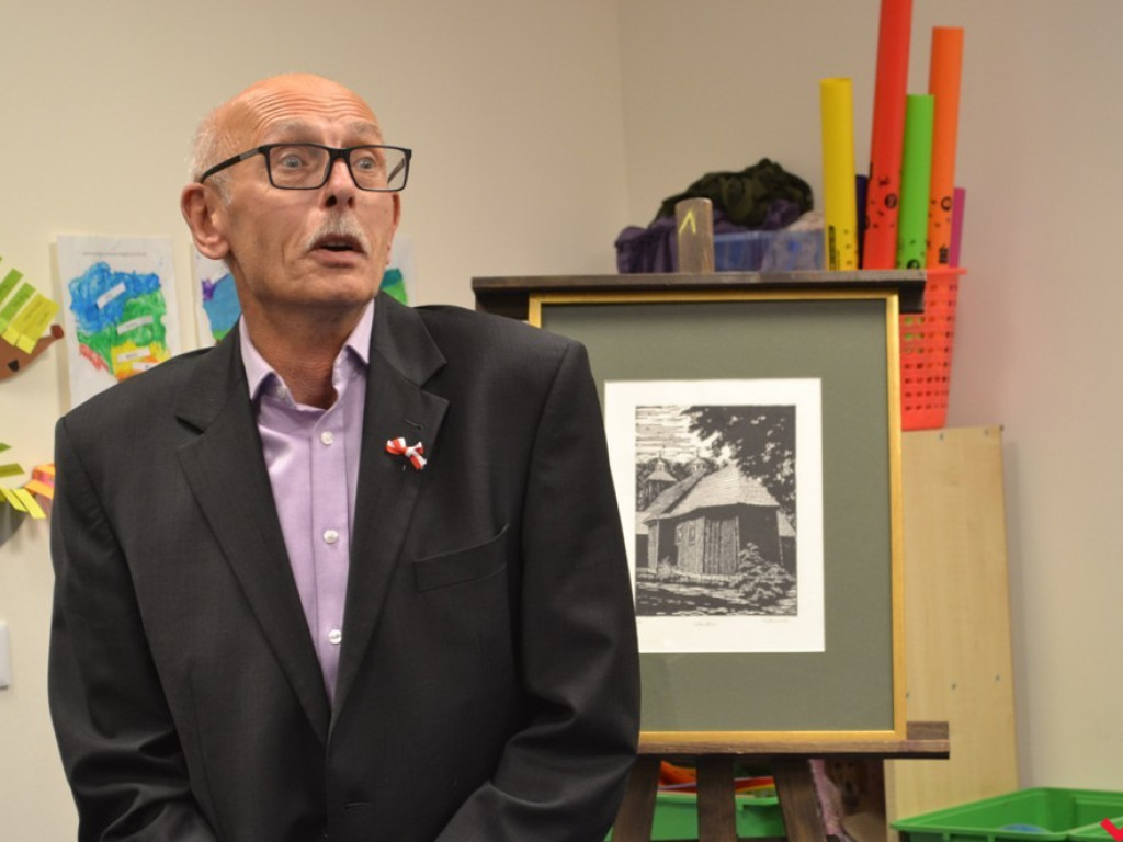 Kameralna wieczornica patriotyczna z wystawą nastrojowych grafik