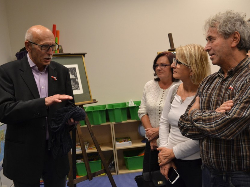 Kameralna wieczornica patriotyczna z wystawą nastrojowych grafik