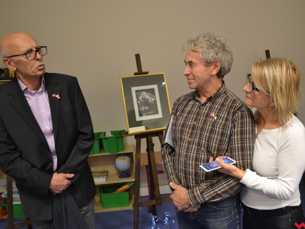 Kameralna wieczornica patriotyczna z wystawą nastrojowych grafik