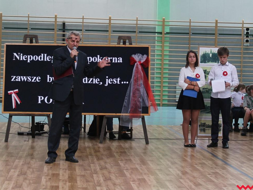 Przedszkolaki i uczniowie z gminy Pyzdry uczciły Święto Niepodległości