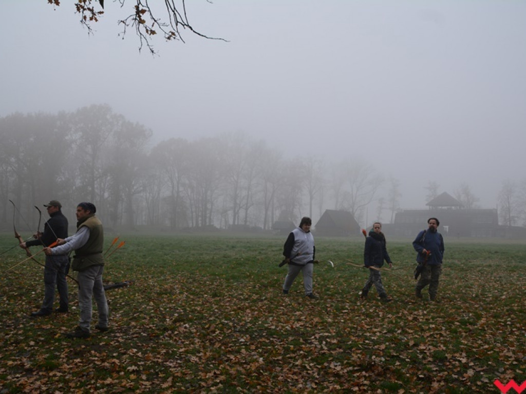 Na dzika? Tylko w Grzybowie i tylko z łukiem