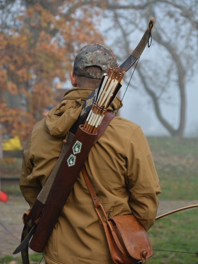 Na dzika? Tylko w Grzybowie i tylko z łukiem