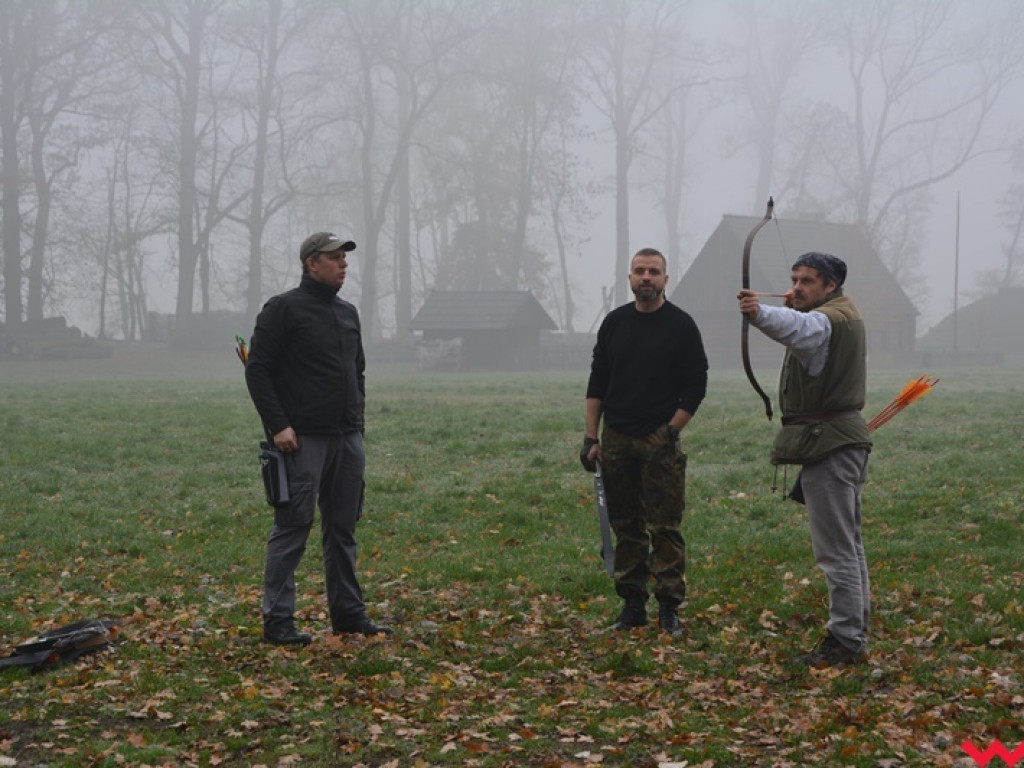Na dzika? Tylko w Grzybowie i tylko z łukiem