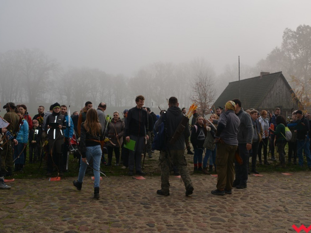 Na dzika? Tylko w Grzybowie i tylko z łukiem