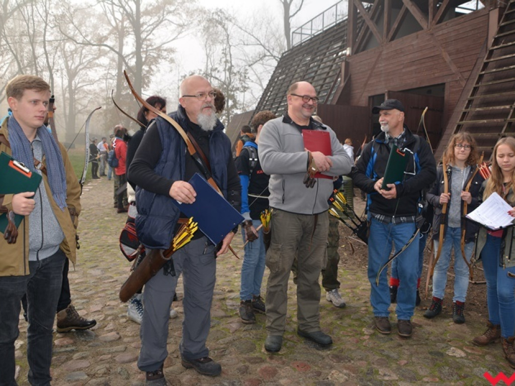 Na dzika? Tylko w Grzybowie i tylko z łukiem
