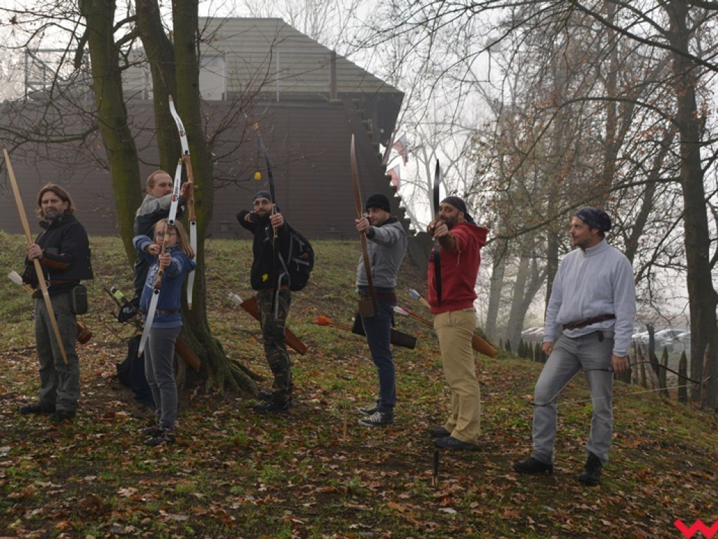 Na dzika? Tylko w Grzybowie i tylko z łukiem