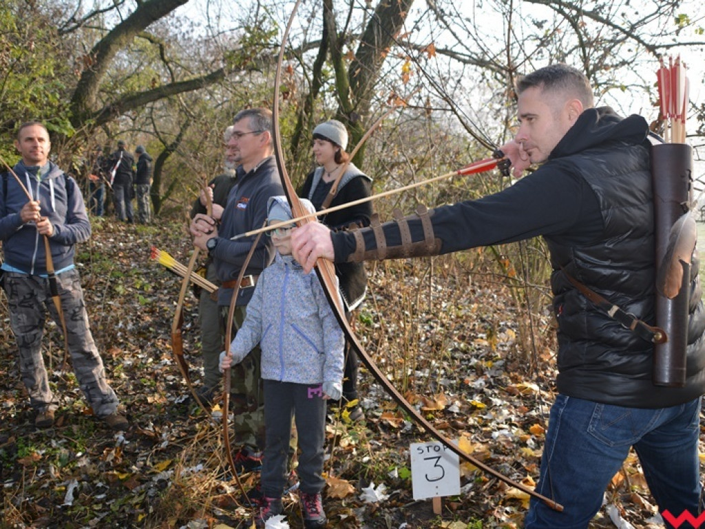 Na dzika? Tylko w Grzybowie i tylko z łukiem