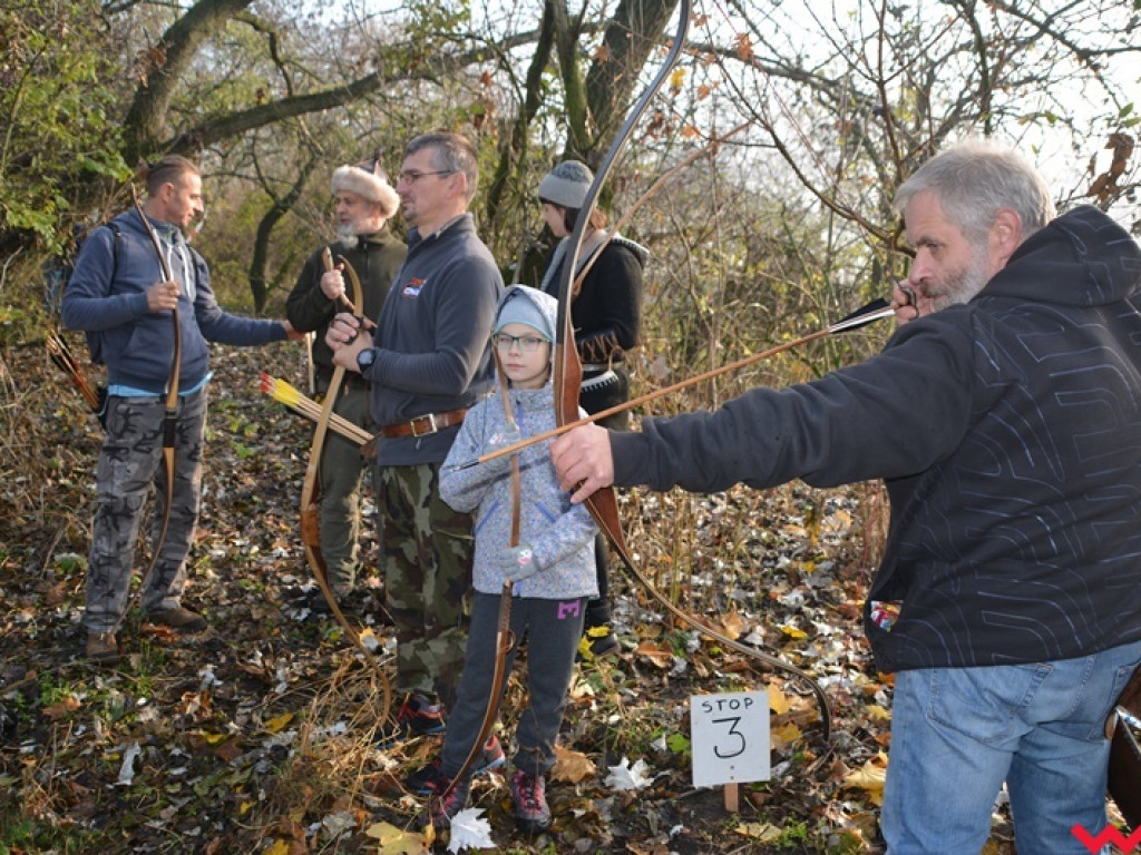 Na dzika? Tylko w Grzybowie i tylko z łukiem