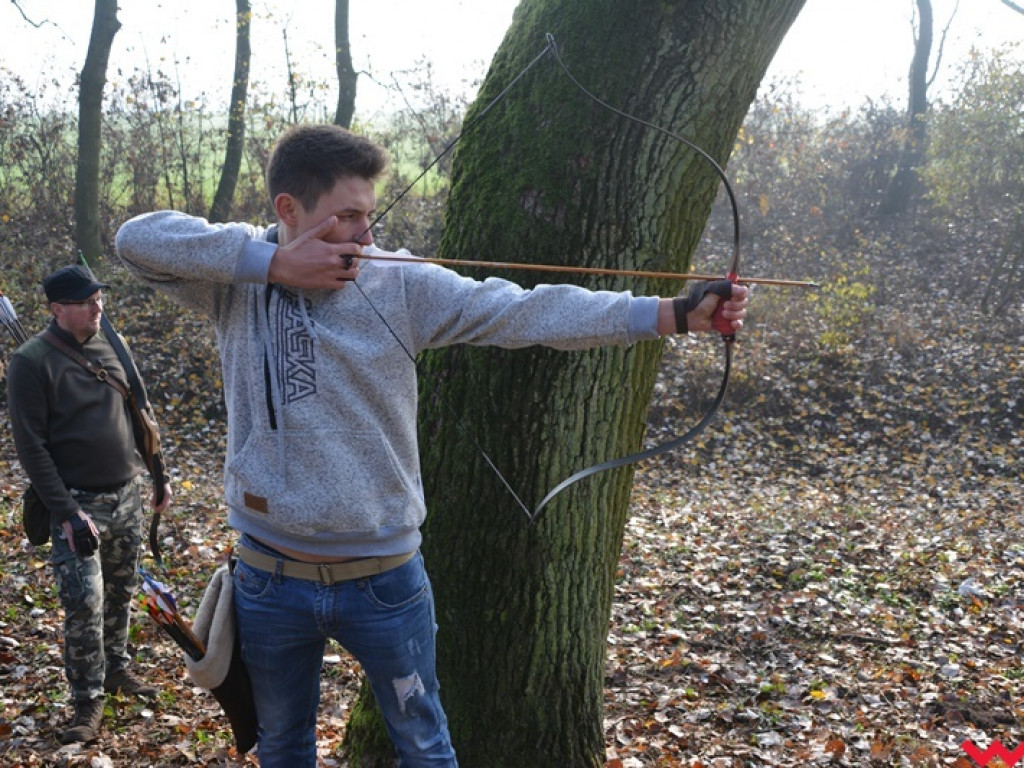 Na dzika? Tylko w Grzybowie i tylko z łukiem