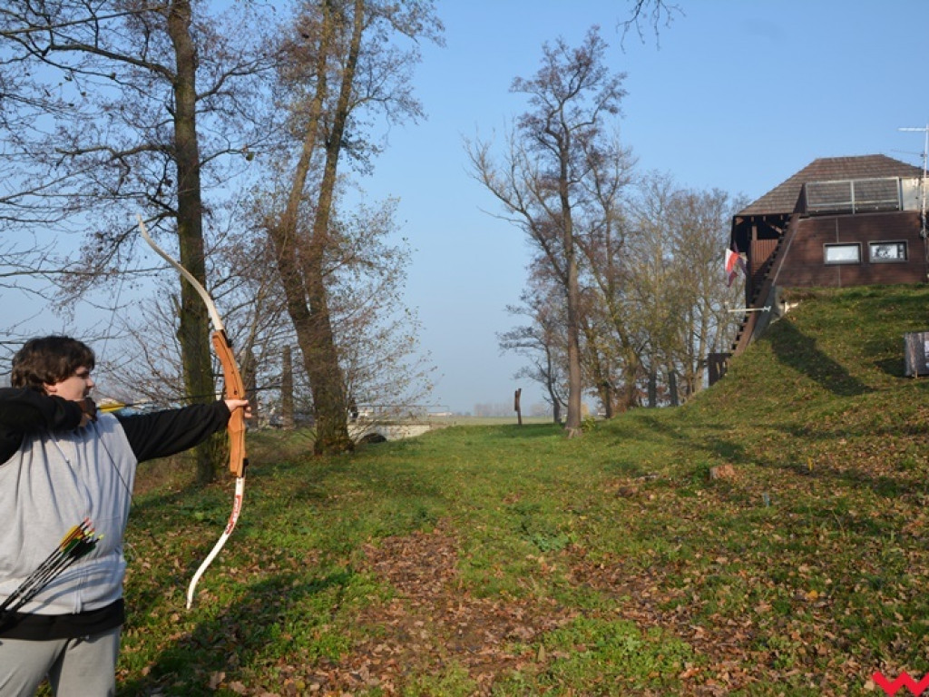 Na dzika? Tylko w Grzybowie i tylko z łukiem