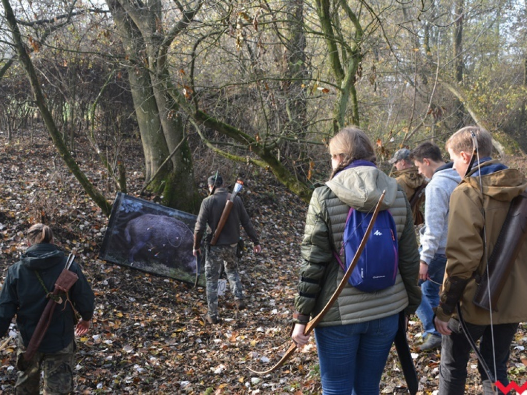 Na dzika? Tylko w Grzybowie i tylko z łukiem