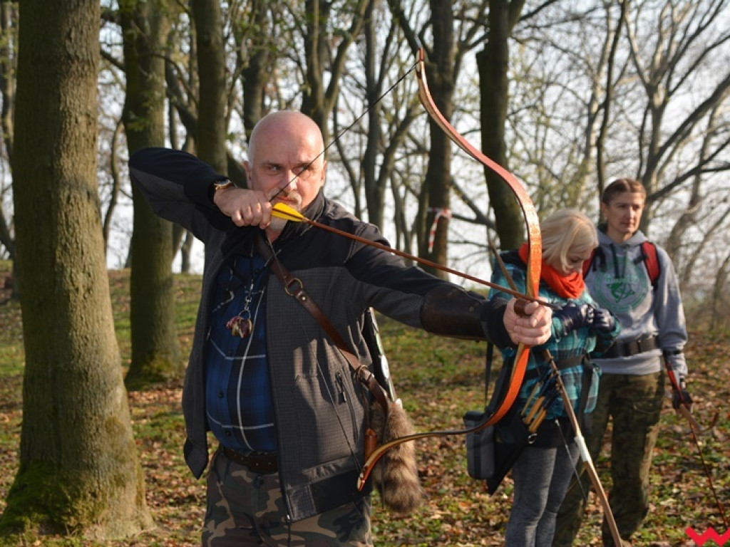 Na dzika? Tylko w Grzybowie i tylko z łukiem