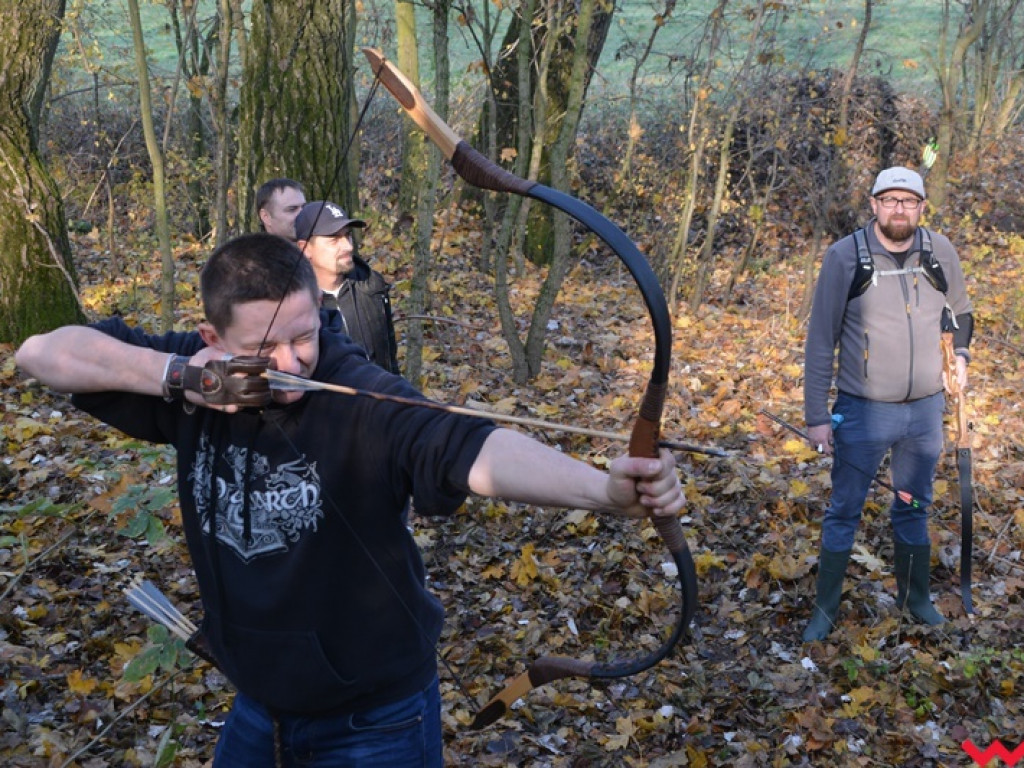 Na dzika? Tylko w Grzybowie i tylko z łukiem