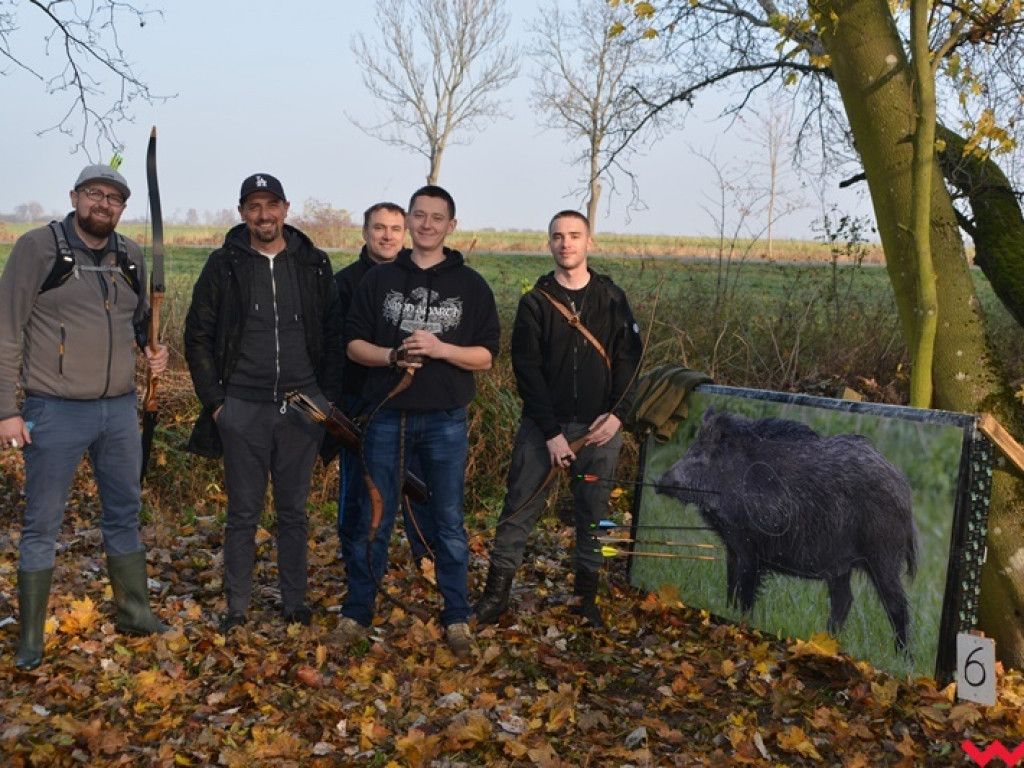Na dzika? Tylko w Grzybowie i tylko z łukiem