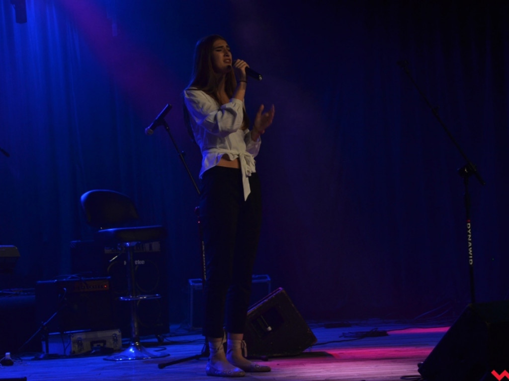 Patriotyzm to nie wielkie słowa od święta, ale codzienne życie. Koncert z refleksją o wolności w tle