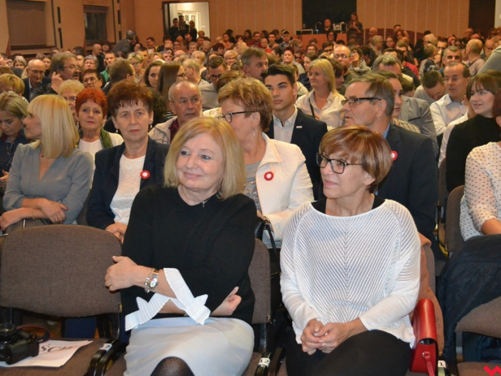 Patriotyzm to nie wielkie słowa od święta, ale codzienne życie. Koncert z refleksją o wolności w tle