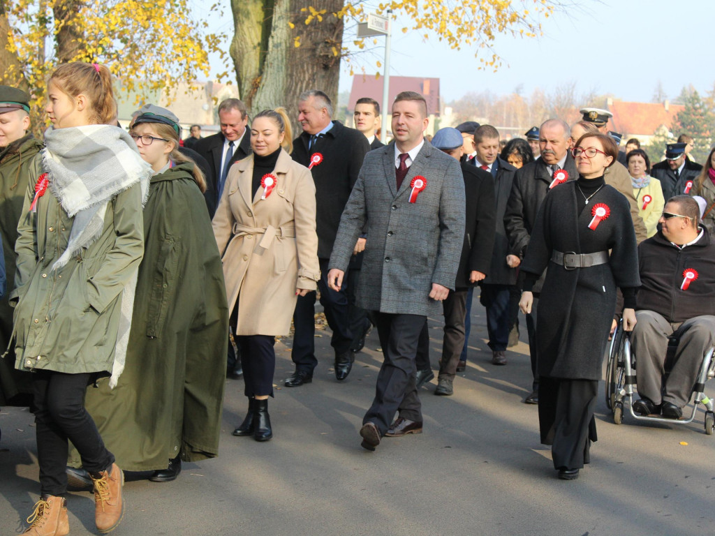 Setki neklan uczciły 100-lecie odzyskania niepodległości