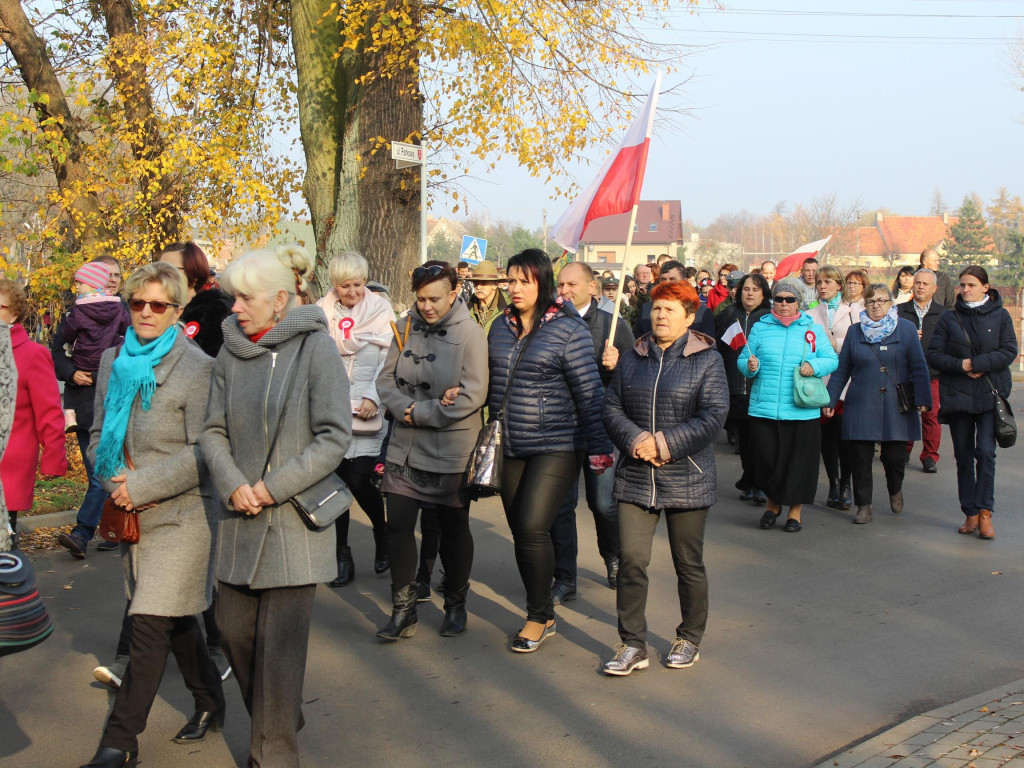 Setki neklan uczciły 100-lecie odzyskania niepodległości