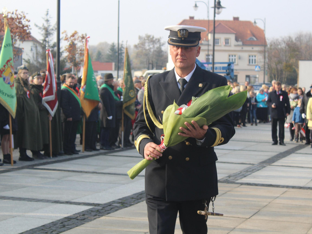 Setki neklan uczciły 100-lecie odzyskania niepodległości