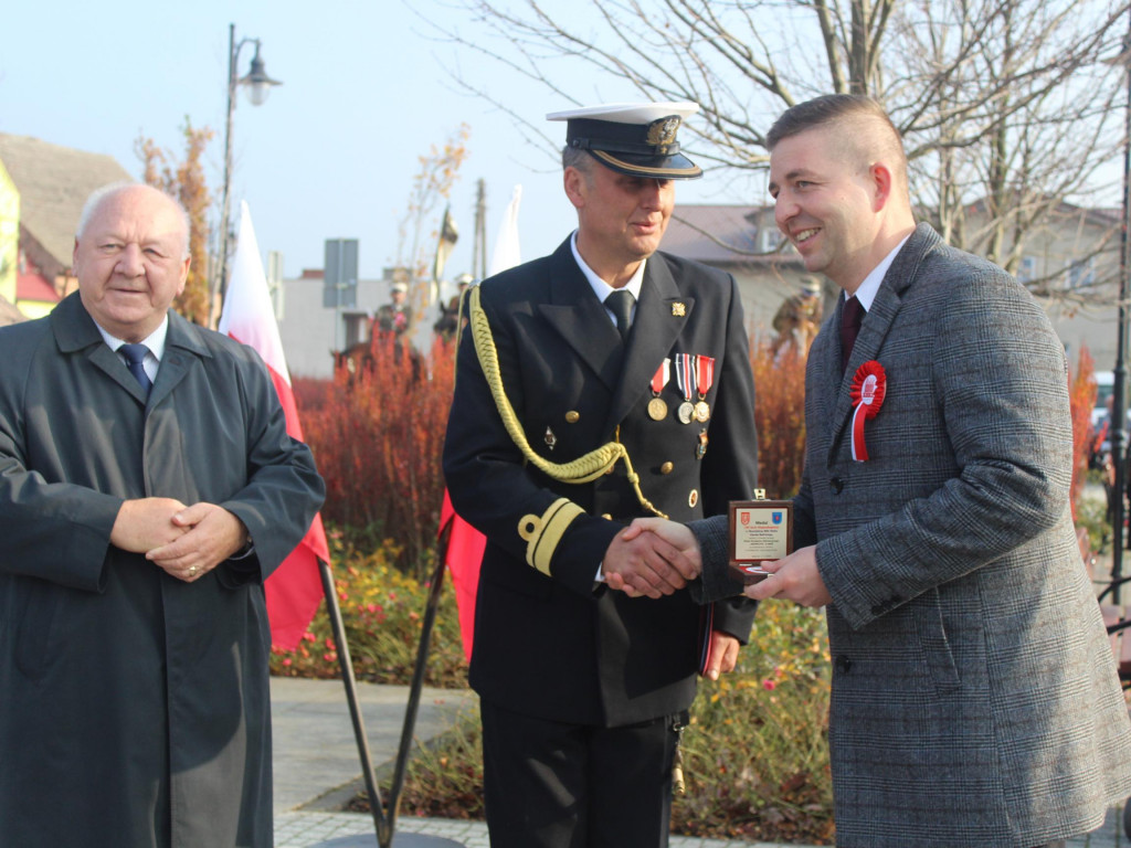 Setki neklan uczciły 100-lecie odzyskania niepodległości