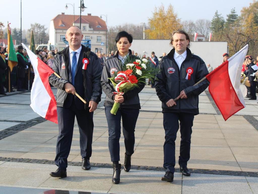 Setki neklan uczciły 100-lecie odzyskania niepodległości