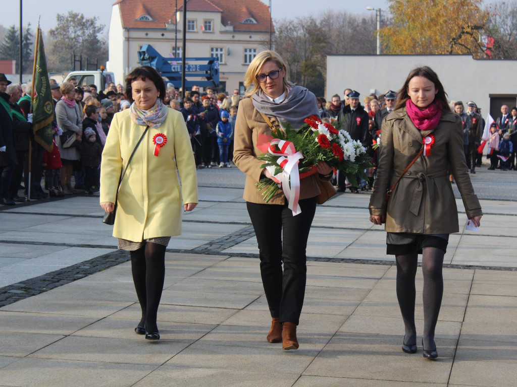 Setki neklan uczciły 100-lecie odzyskania niepodległości