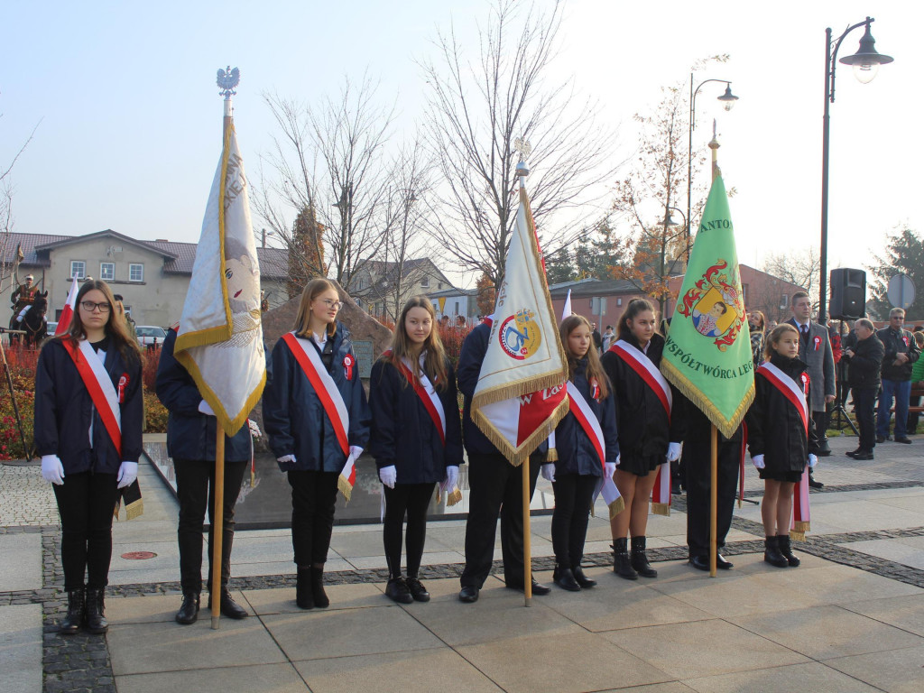 Setki neklan uczciły 100-lecie odzyskania niepodległości