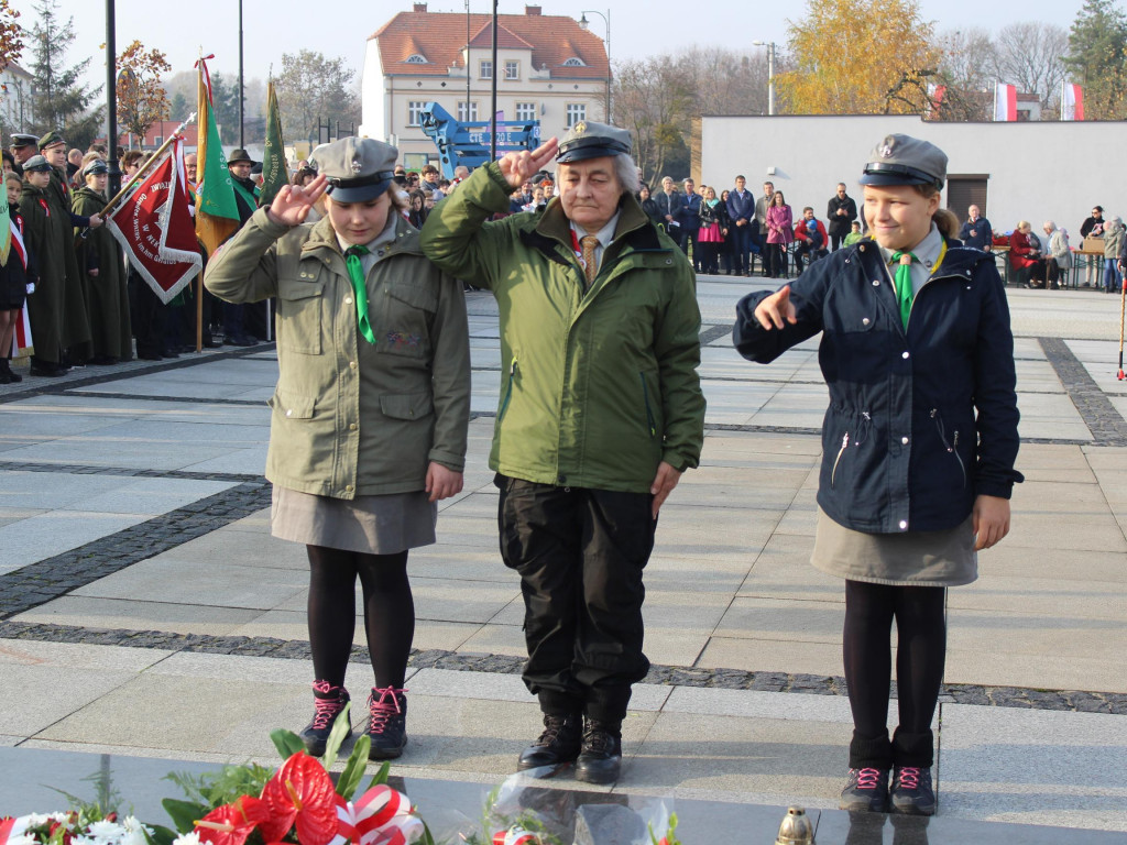 Setki neklan uczciły 100-lecie odzyskania niepodległości