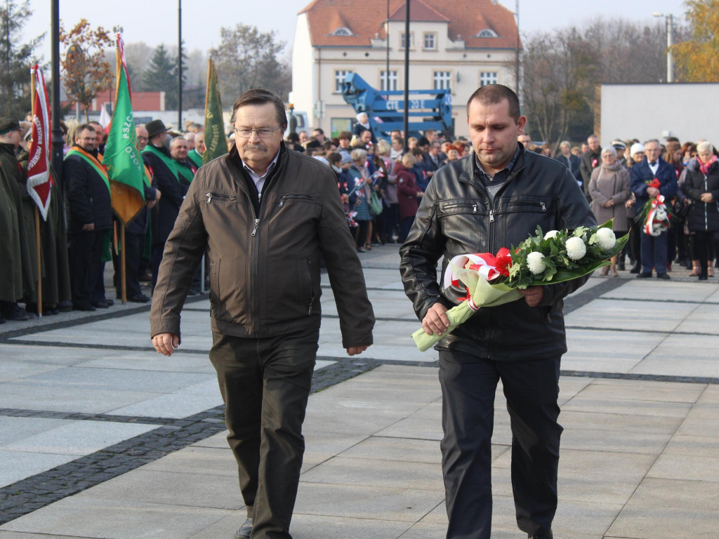 Setki neklan uczciły 100-lecie odzyskania niepodległości